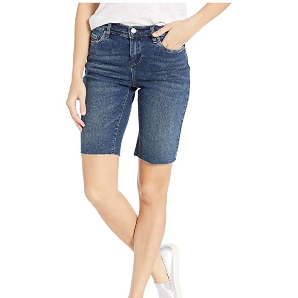 Blank NYC Bermuda Short in Bayou Blue Size 25